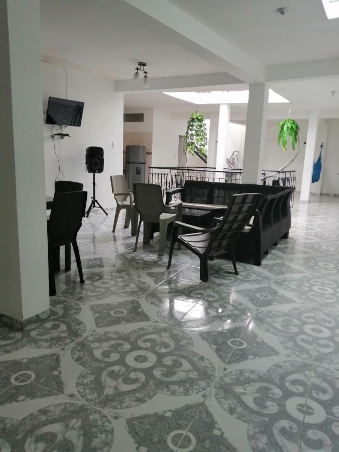 Helena Hostel Cali Bagian luar foto