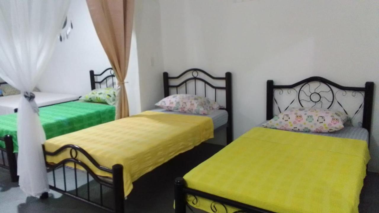 Helena Hostel Cali Bagian luar foto