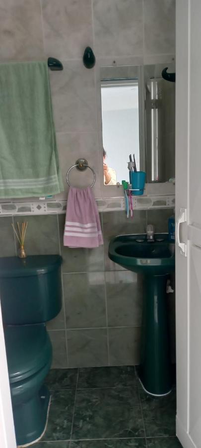 Helena Hostel Cali Bagian luar foto