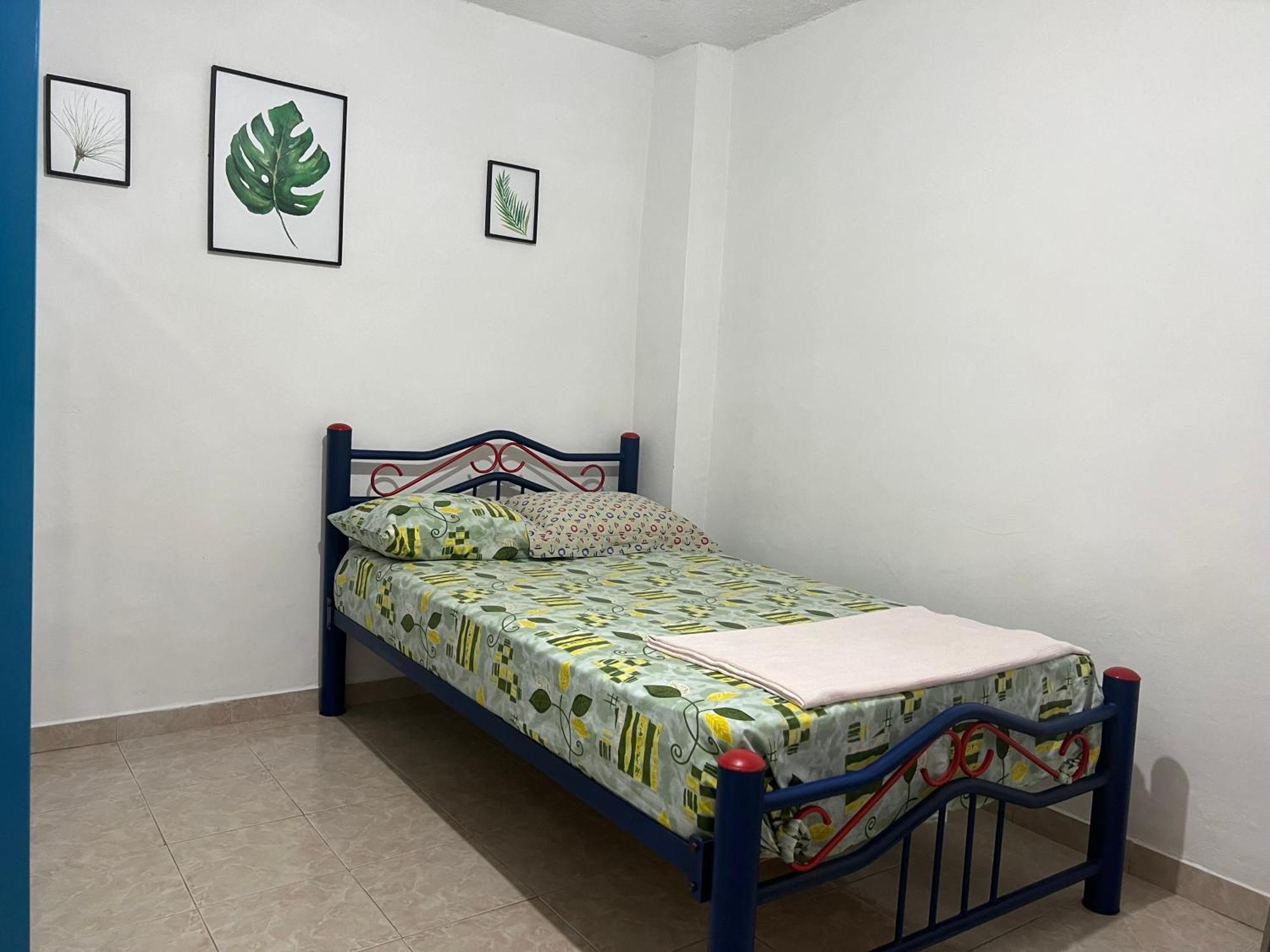 Helena Hostel Cali Bagian luar foto